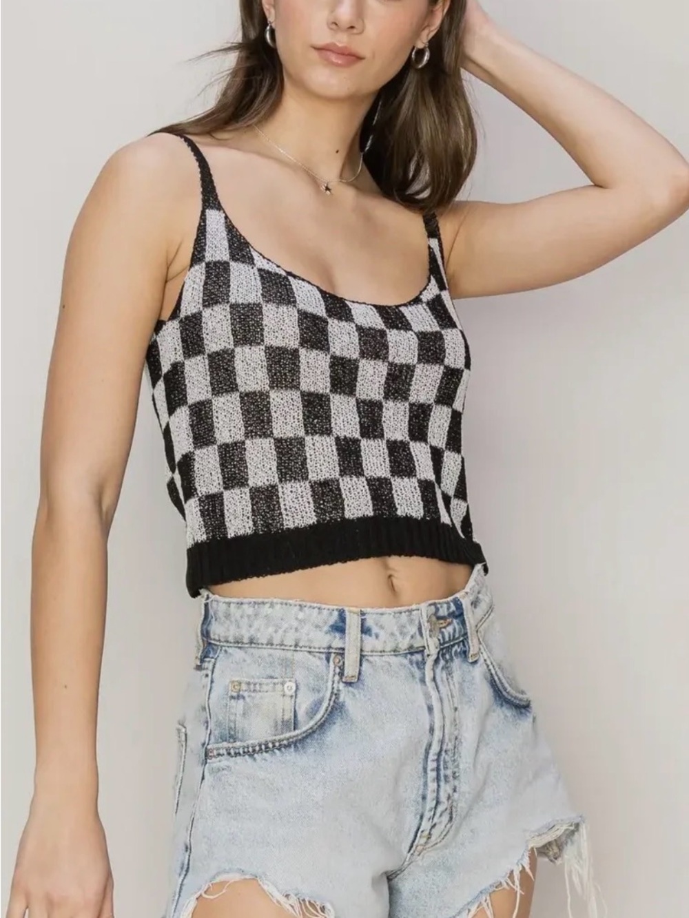 The Lifestyle Co. Black & White Checkerboard Knit Crop Tank – Size Smalls